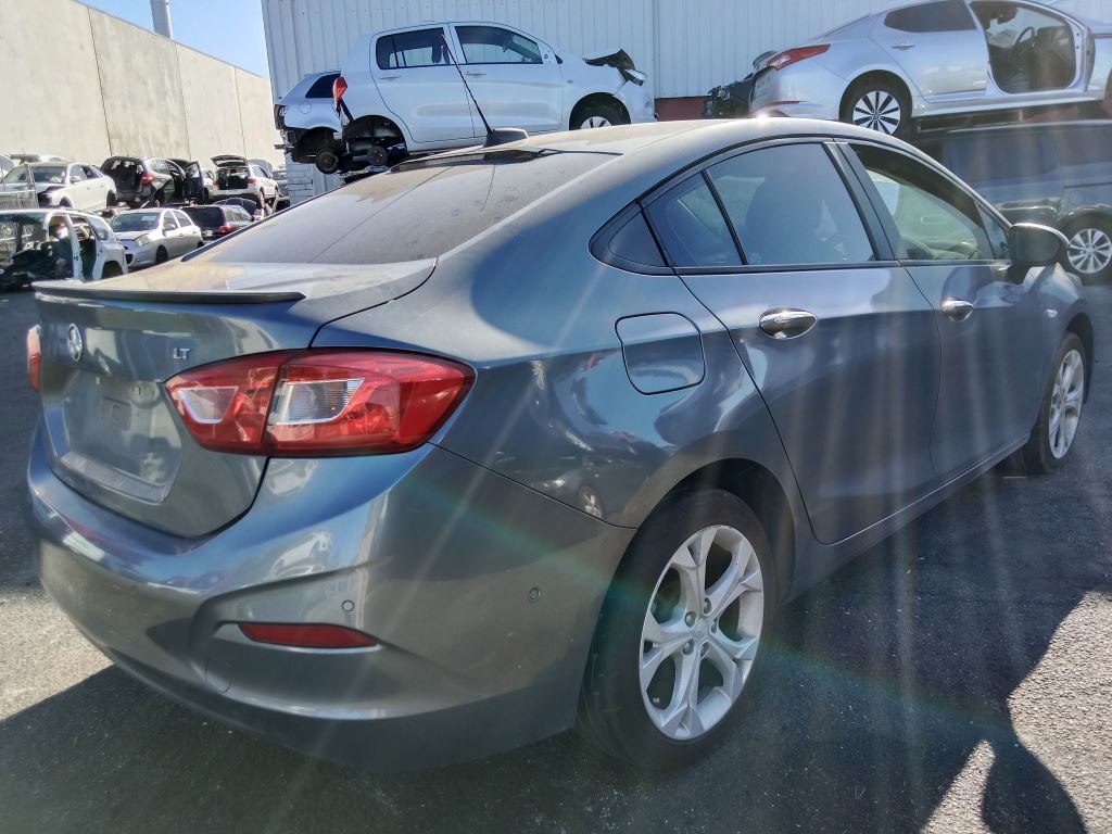 Holden Astra 2017 Grey Wrecking