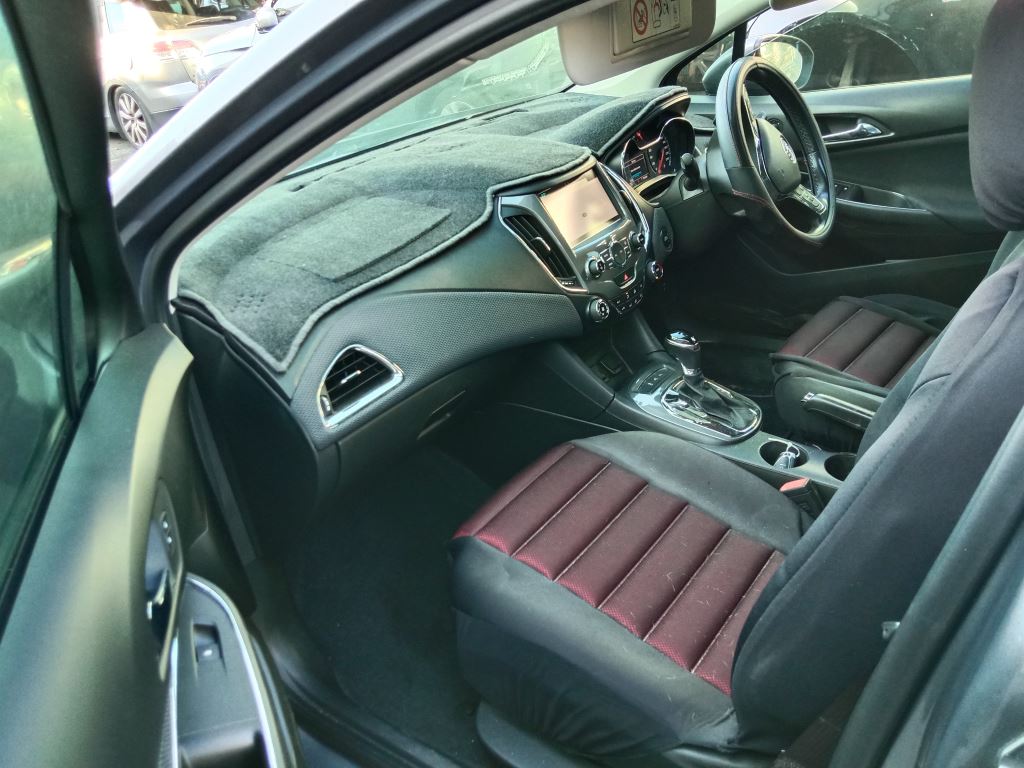 Holden Astra 2017 Grey Wrecking