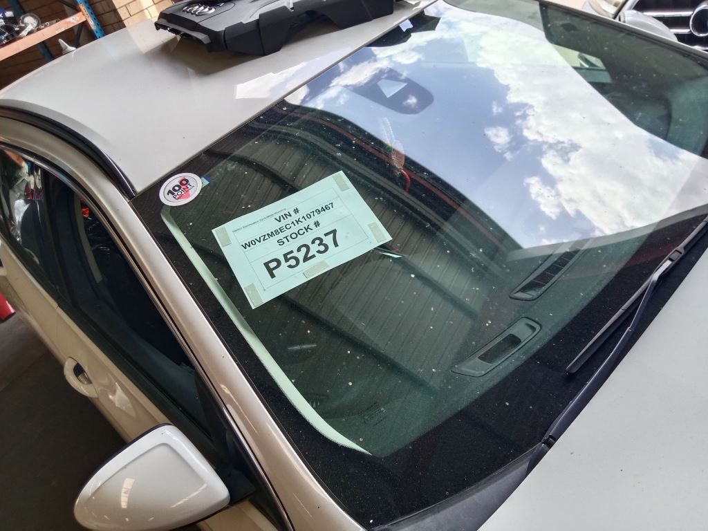 Holden Commodore 2019 White Wrecking