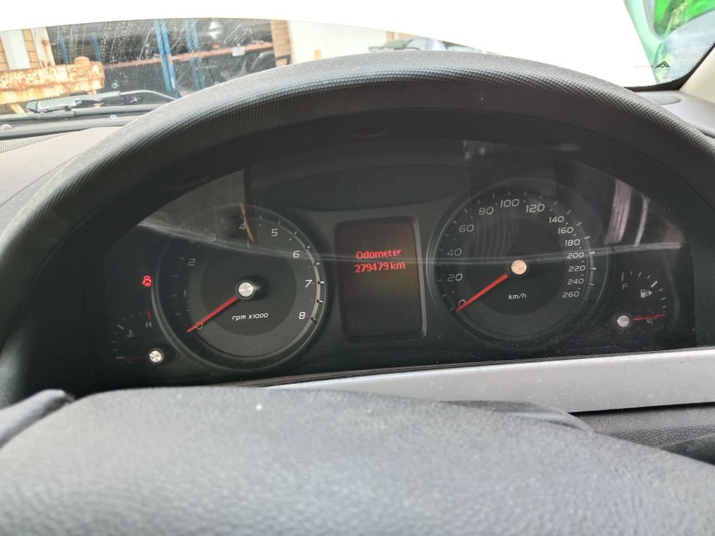 Holden Commodore SV6 2012 White Wrecking