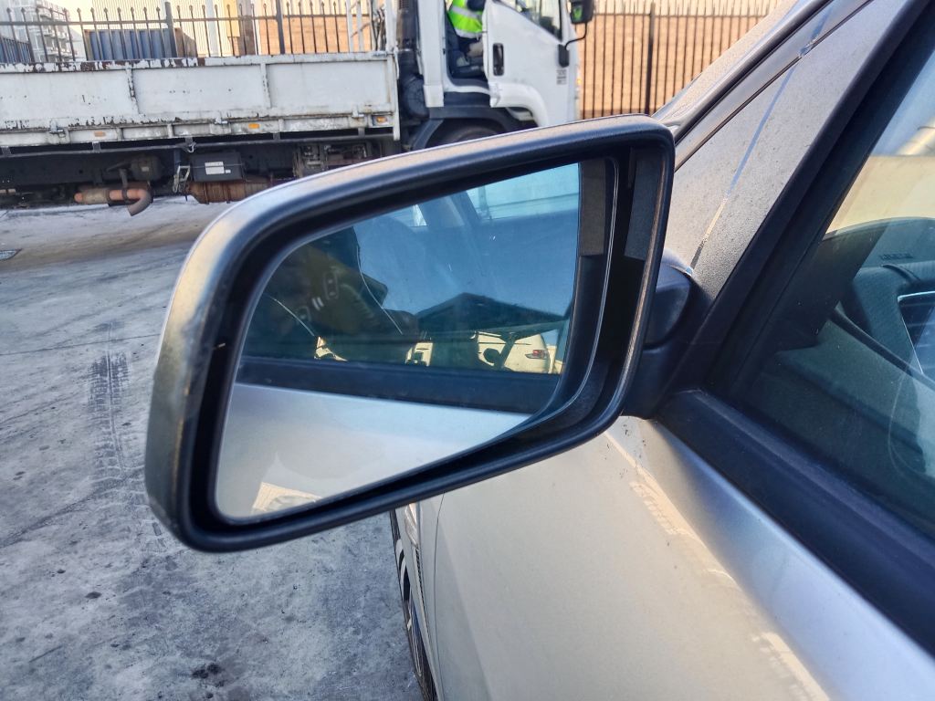 Holden Commodore SV6 2015 Silver Wrecking