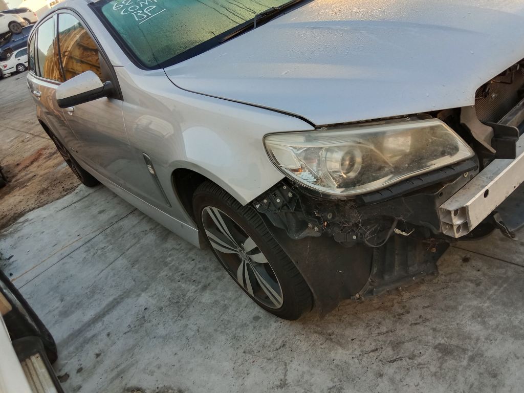 Holden Commodore SV6 2015 Silver Wrecking
