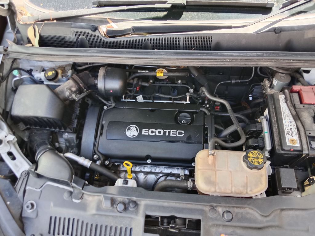 Holden Trax 2015 Silver Wrecking