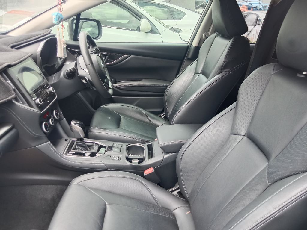Subaru Impreza 2017 White Wrecking