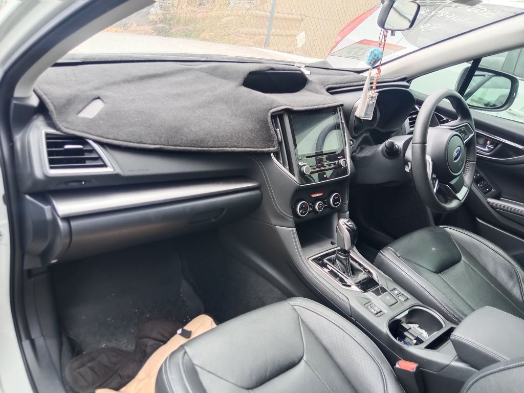 Subaru Impreza 2017 White Wrecking