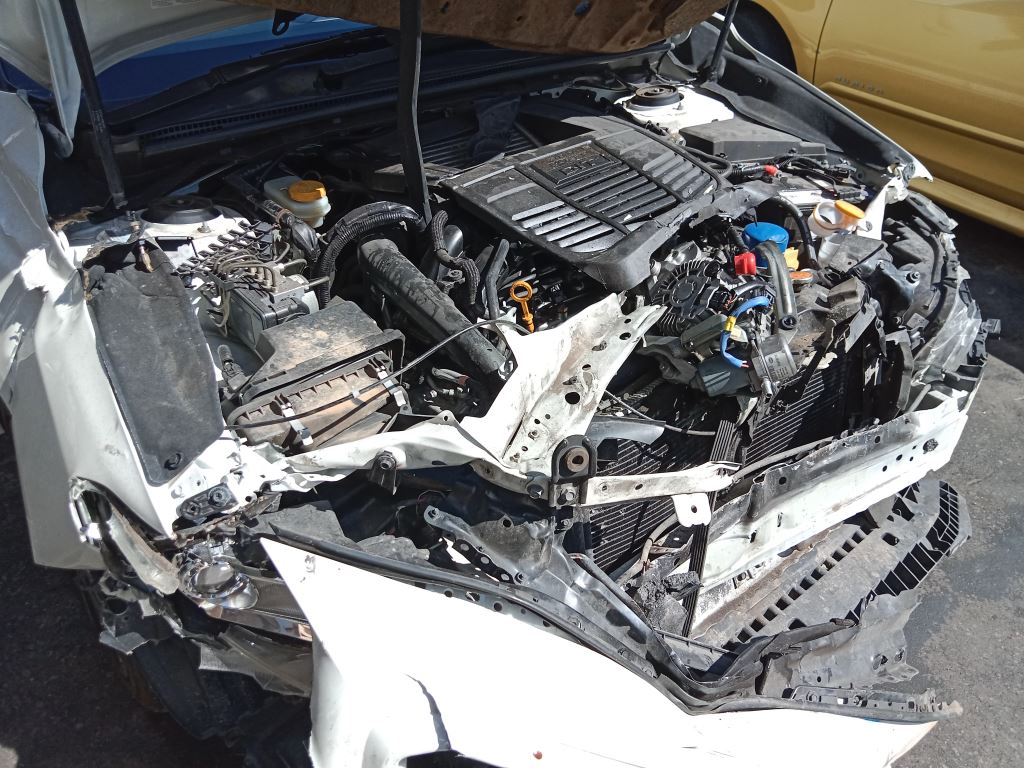Subaru WRX 2015 White Wrecking