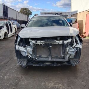 Subaru outback 2021 White Wrecking
