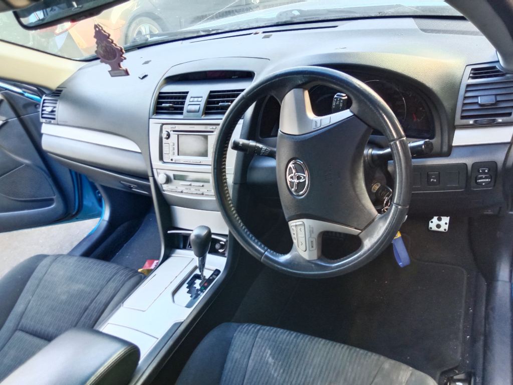 Toyota Aurion 2011 Blue Wrecking
