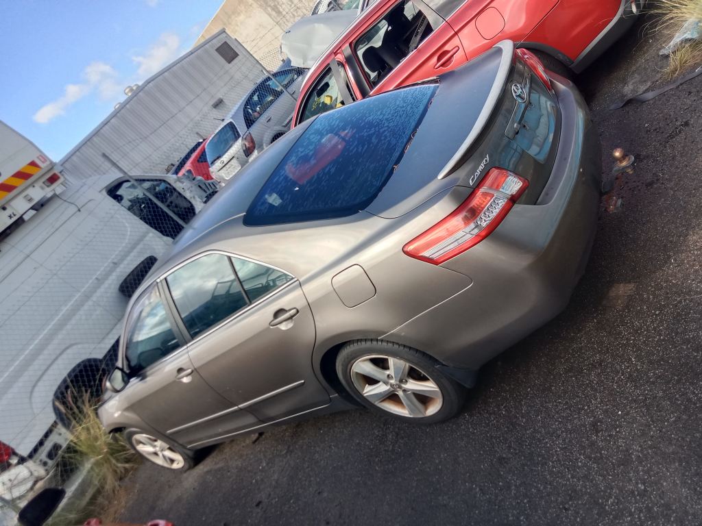 Toyota Camry 2009 Grey Wrecking