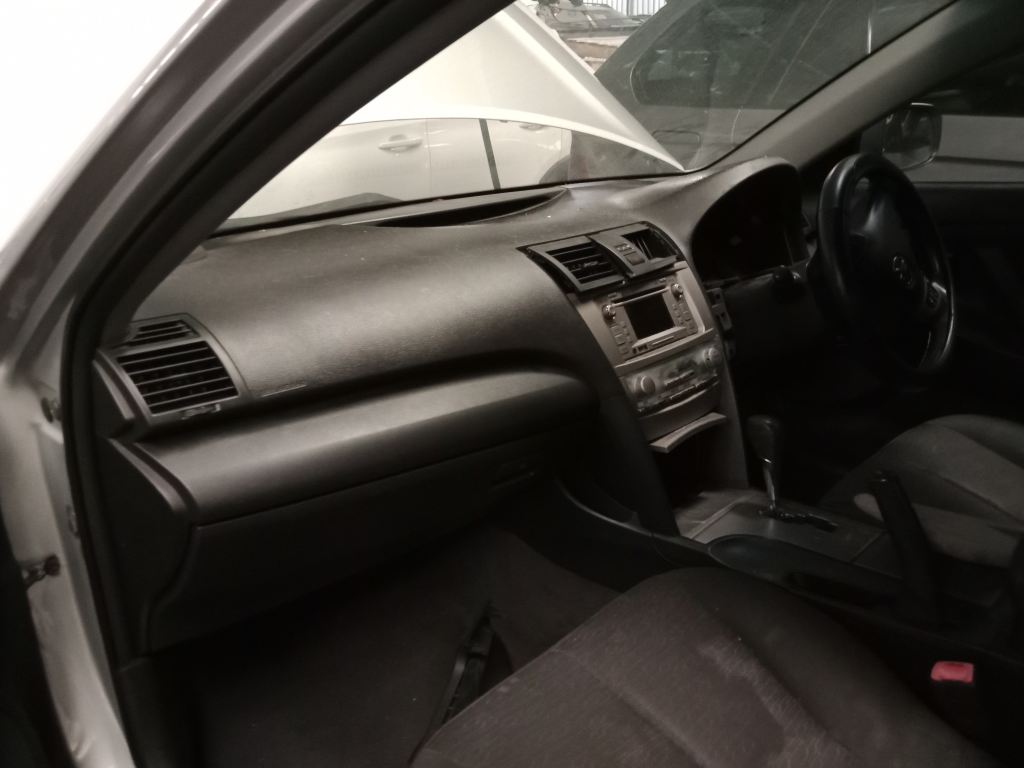 Toyota Camry 2009 Silver Wrecking