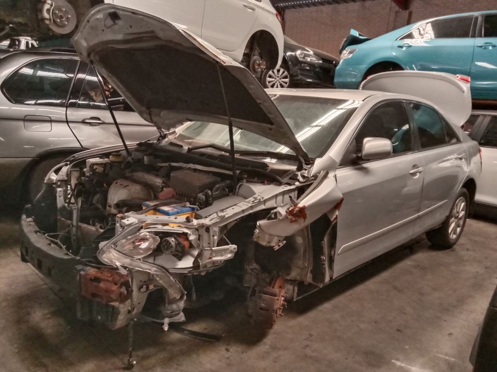 Toyota Camry 2009 Silver Wrecking