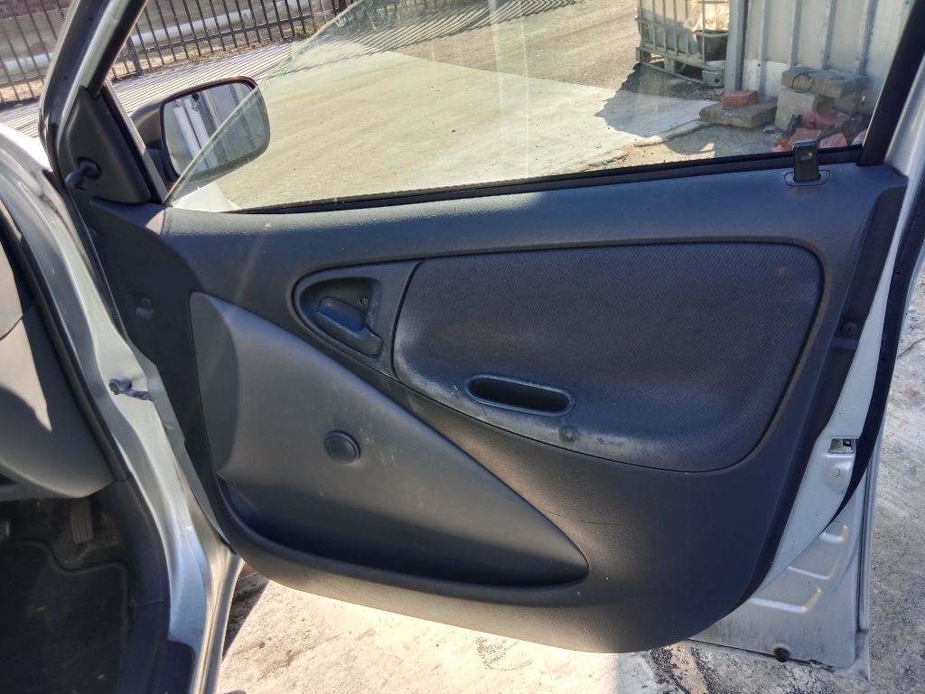 Toyota Echo 2003 Silver Wrecking