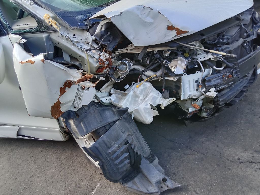 Toyota Estima or Tarago 2007 White Wrecking