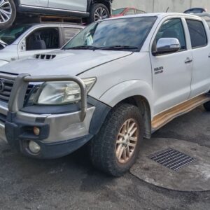 Toyota Hilux 2014 White Wrecking