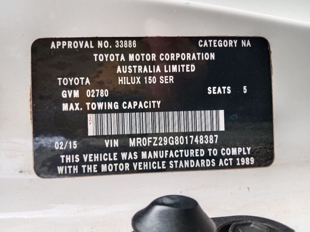Toyota Hilux 2014 White Wrecking