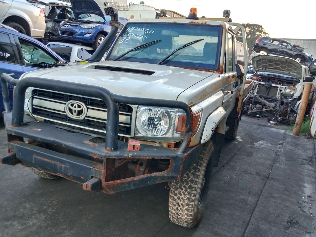 Toyota LandCruiser 79 2010 White Wrecking