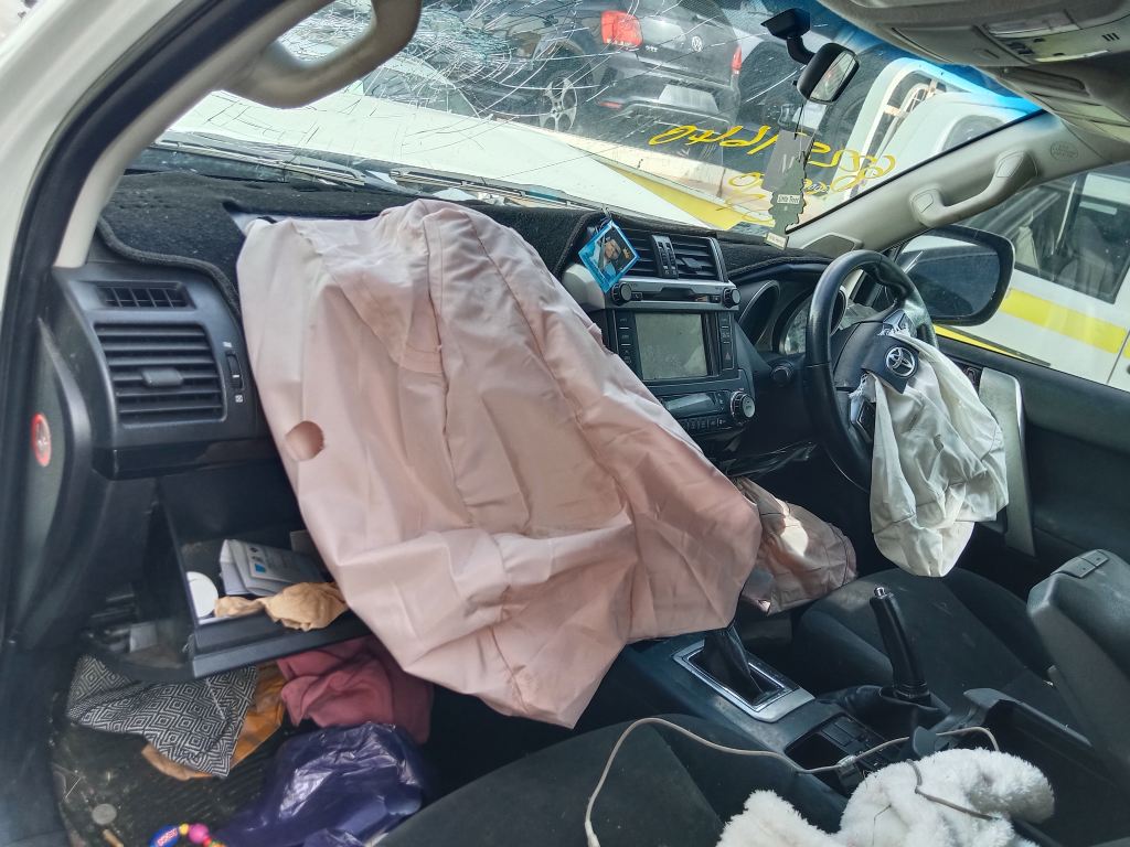 Toyota LandCruiser Prado 150 2017 White Wrecking