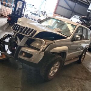 Toyota Prado 120 series 2005 Silver Wrecking