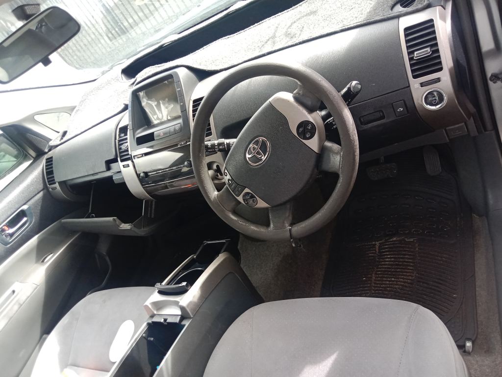 Toyota Prius Hybrid 2005 Silver Wrecking