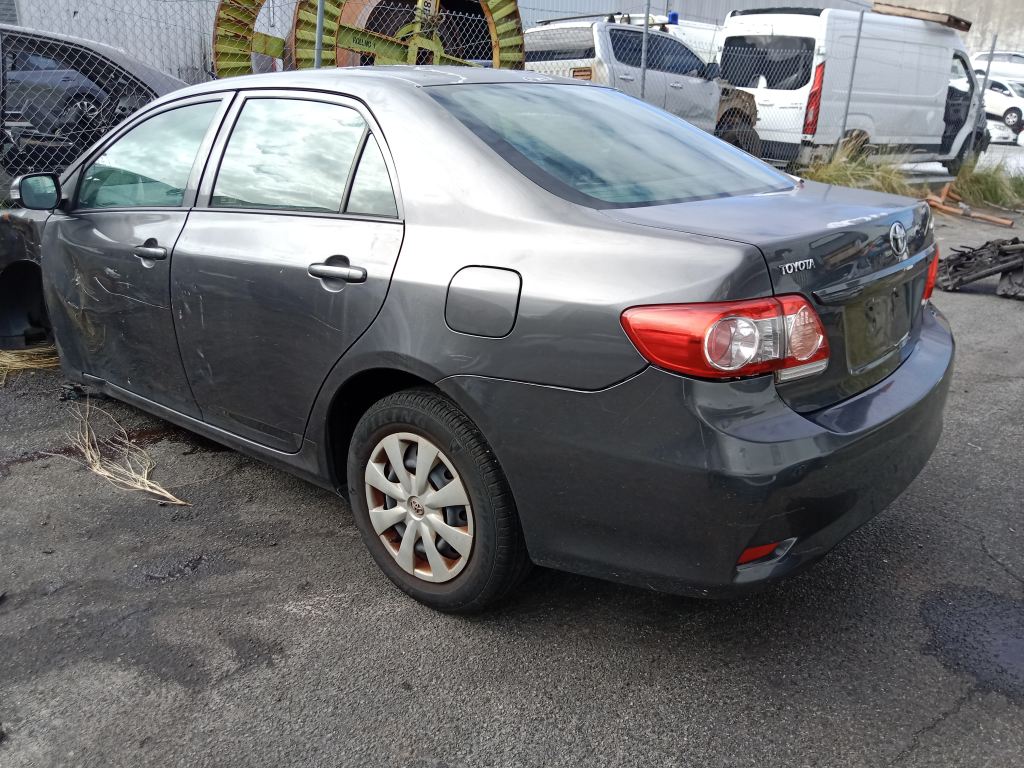 Toyota corolla 2010 Grey Wrecking