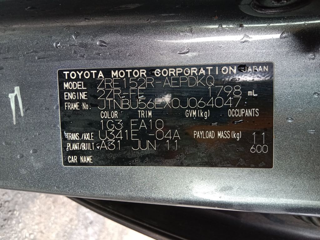 Toyota corolla 2010 Grey Wrecking