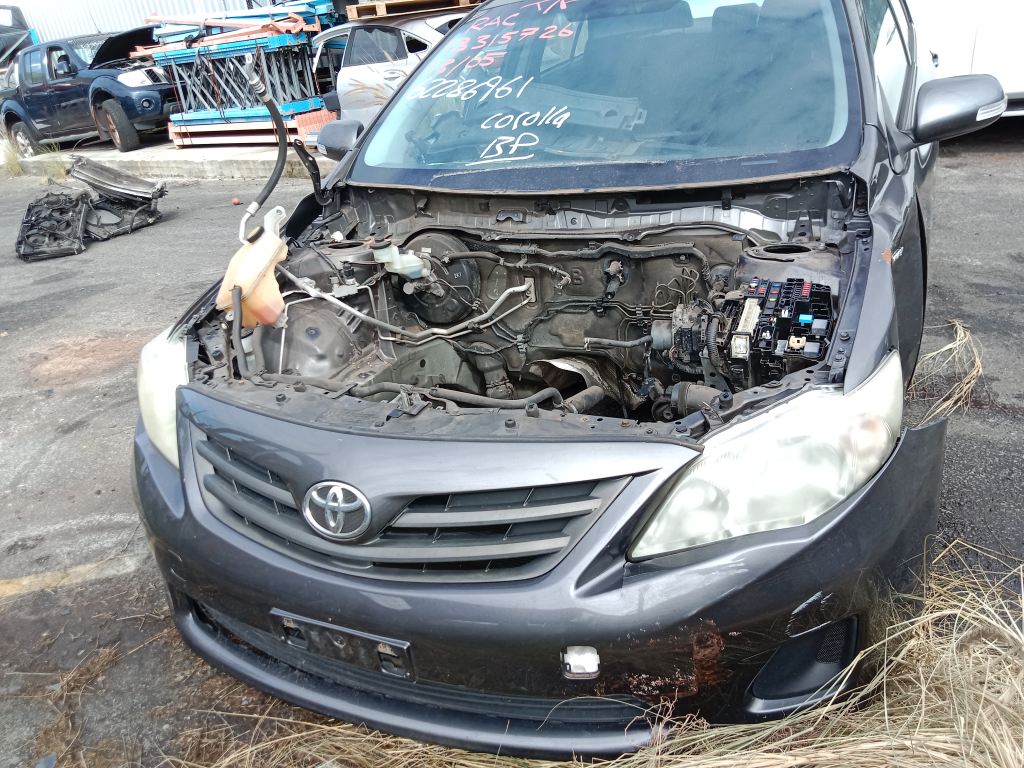 Toyota corolla 2010 Grey Wrecking