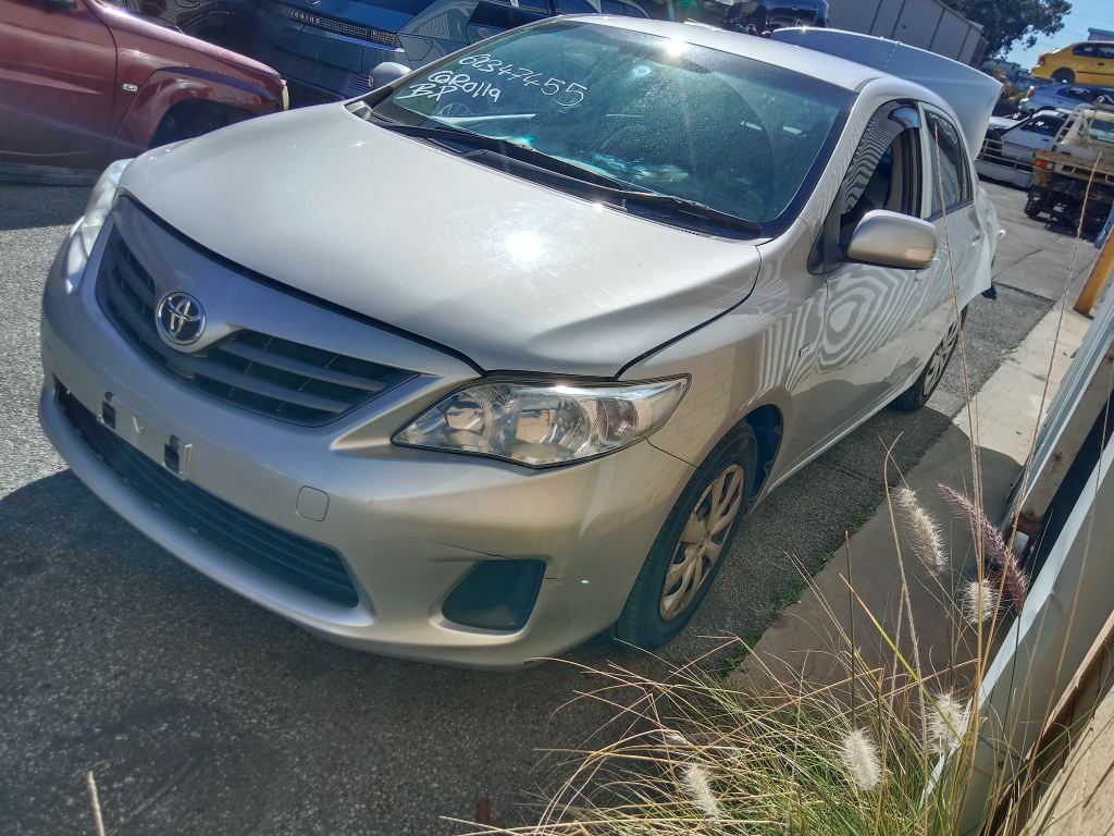 Toyota corolla 2011 Silver Wrecking
