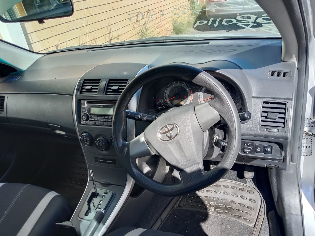 Toyota corolla 2011 Silver Wrecking