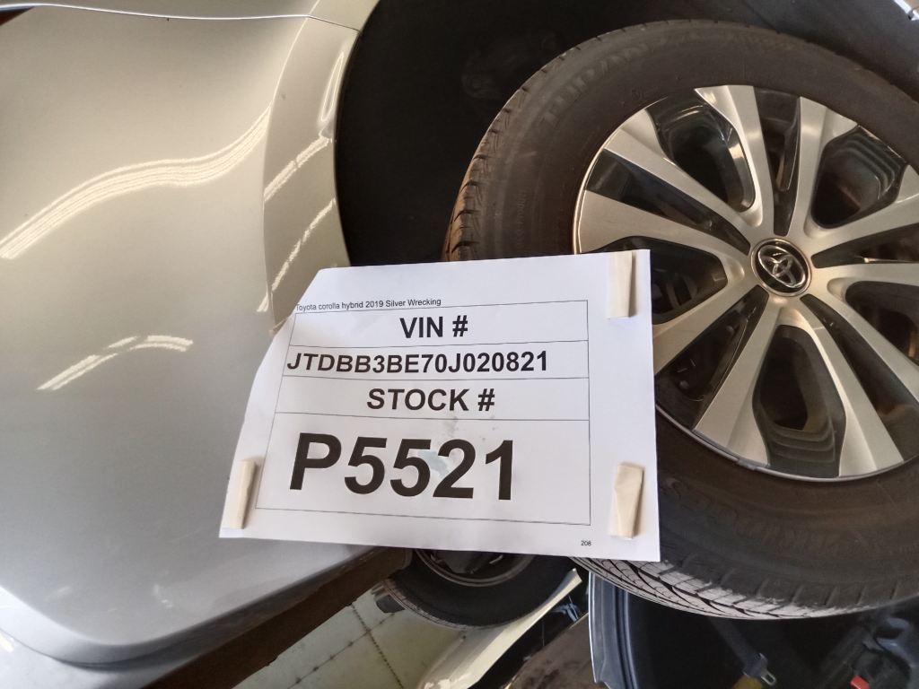 Toyota corolla hybrid 2019 Silver Wrecking