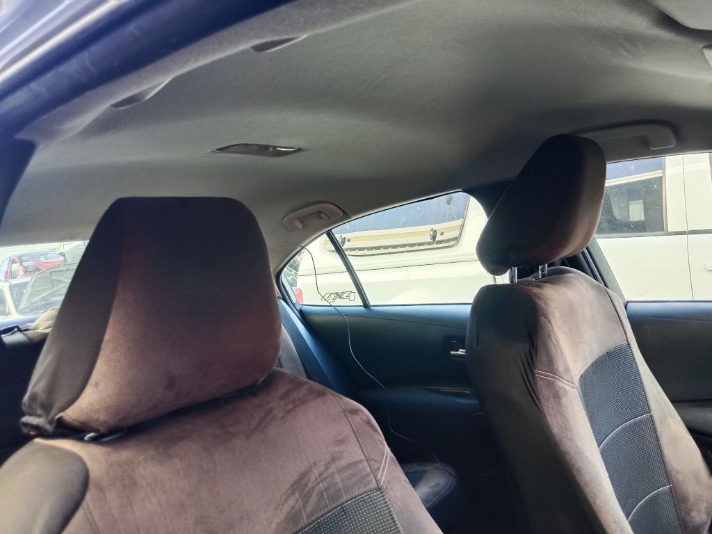 Toyota corolla hybrid 2019 Silver Wrecking
