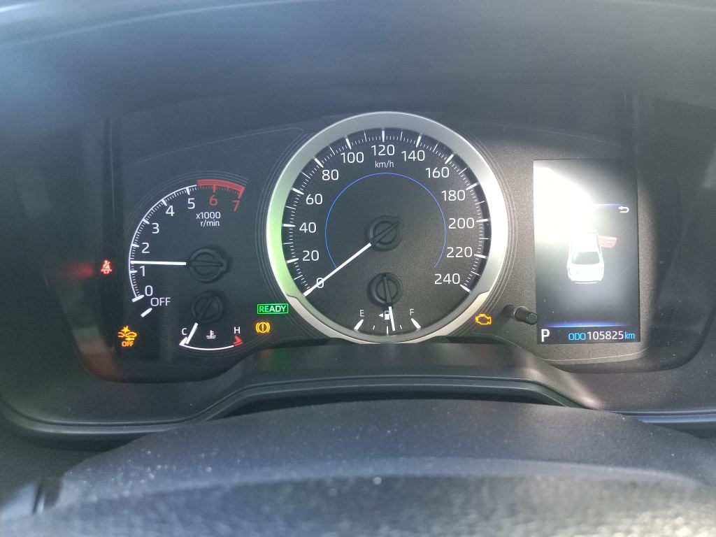 Toyota corolla hybrid 2019 Silver Wrecking