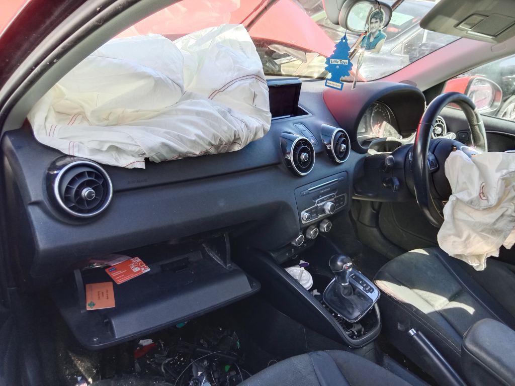 Audi A1 2015 Red Wrecking