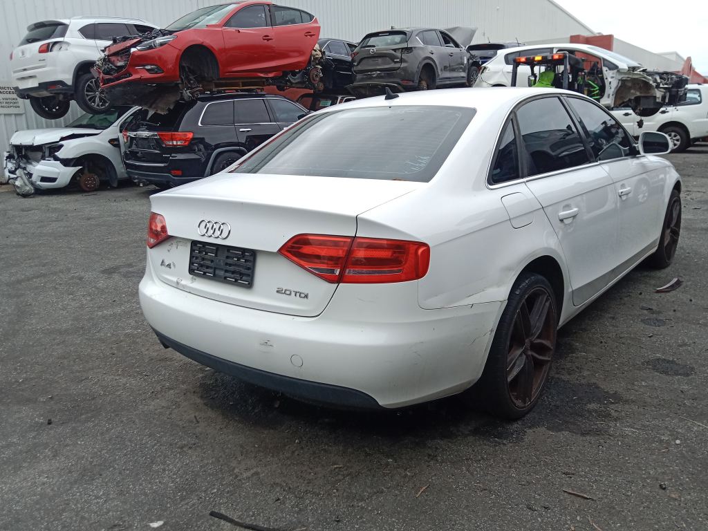 Audi A4 2008 White Wrecking