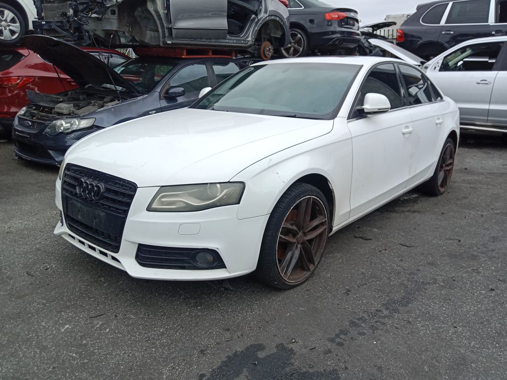 Audi A4 2008 White Wrecking