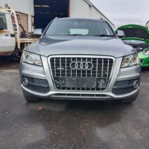 Audi Q5 2009 Grey Wrecking