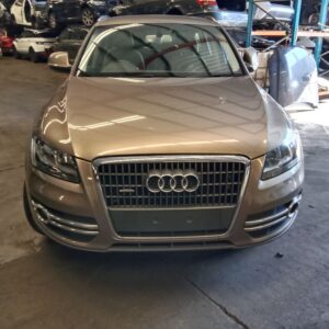 Audi Q5 2010 Grey Wrecking