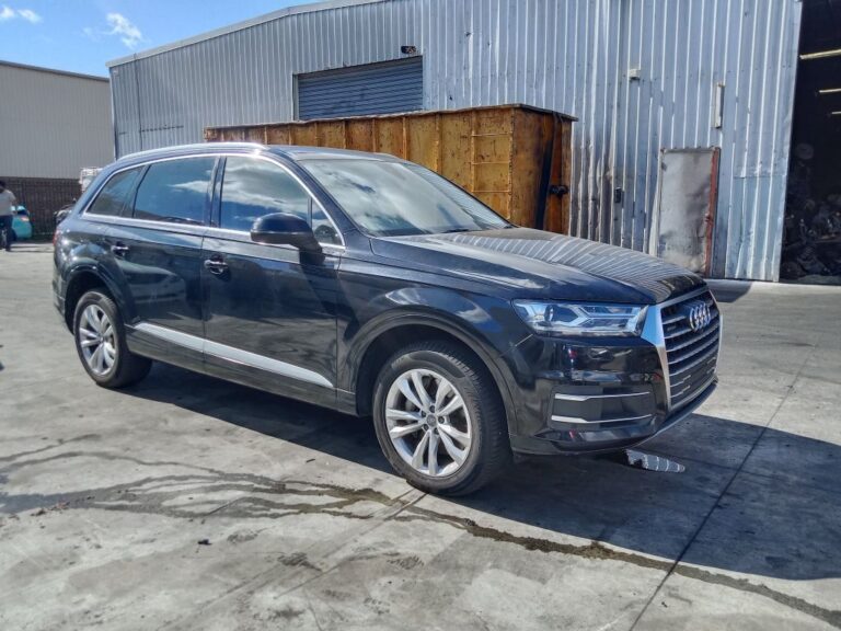 Audi Q7 2017 Black Wrecking