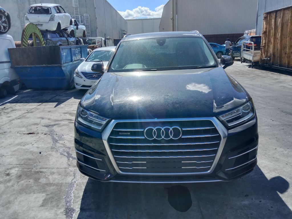 Audi Q7 2017 Black Wrecking